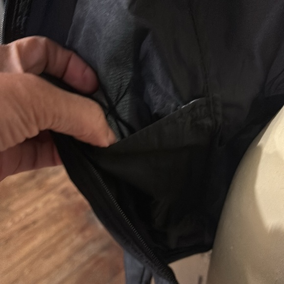 🆕 Nike Packable Jacket - Picture 7 of 8